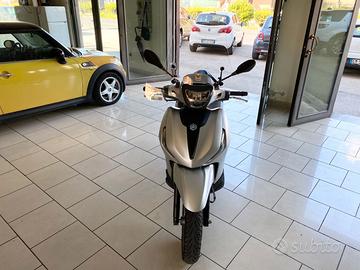 Piaggio Beverly 300 Sport hpe