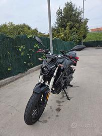 Voge Brivido 125R Total Black – 2024