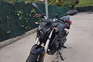Voge Brivido 125R Total Black – 2024