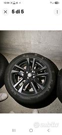 cerchi con ruote 3008 peugeot 