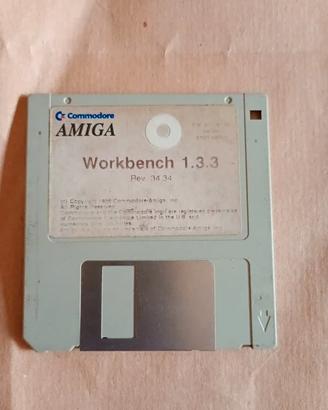 commodore amiga : primi.passi, workbench, extras