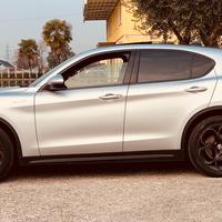 Stelvio 210 cv