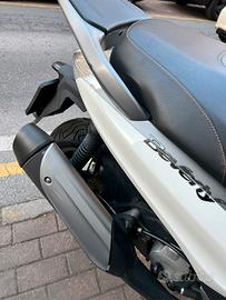 Beverly 350s i.e. ABS 2019