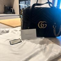 Gucci GG Marmont Top Handle Bag pelle nera