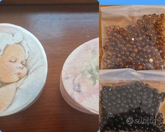 2 scatoline decorate +sacchetti perline 