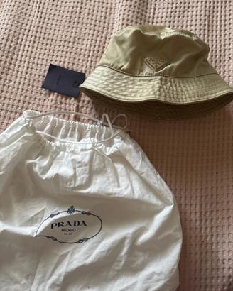 Cappello Prada