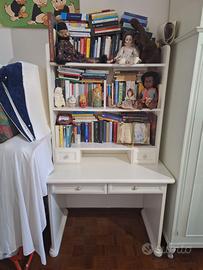 Scrivania con libreria integrata stile provenzale