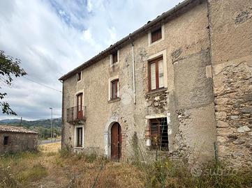 CASA SEMINDIPENDENTE A CERISANO