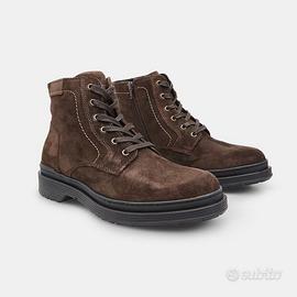 Stivaletto stringato in suede da uomo