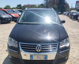 Volkswagen Touran 2.0 TDI DPF Highline