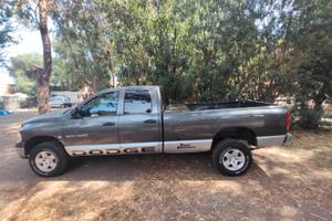 Dodge RAM SLT Long Cab