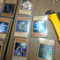Yu-Gi-Oh carte da collezione