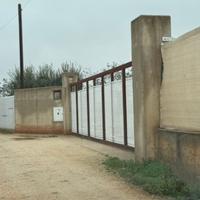 Piazzale - Parcheggio mezzi pesanti - auto