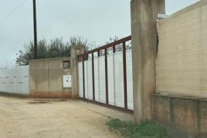 Piazzale - Parcheggio mezzi pesanti - auto