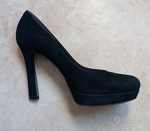 Décolleté con plateau Magni