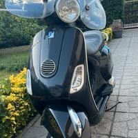 Vespa Lx 125