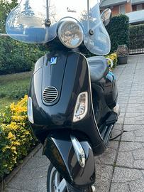 Vespa Lx 125