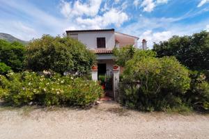INCANTEVOLE APPARTAMENTO A 750 mt. dal MARE