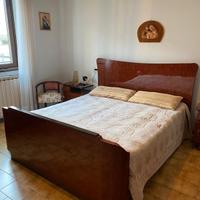 giroletto legno massiccio e impiallacciato  camera