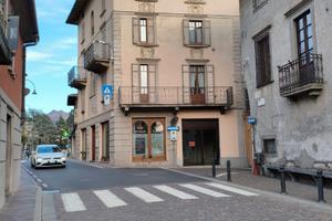 Locale commerciale a Rovetta