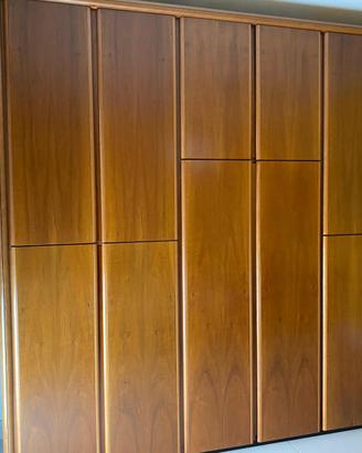 Camera da letto completa in legno massello