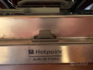 Lavastoviglie Ariston