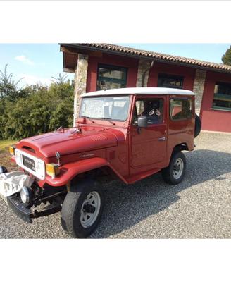 Toyota Land Cruiser BJ42