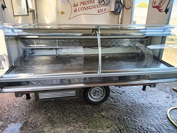 Rimorchio banco negozio