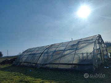 serra  con tubolari in ferro zincato 