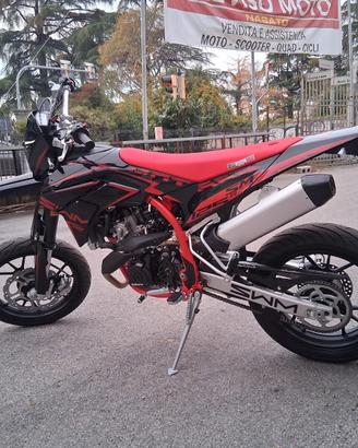 SWM SM 125 R**MOTARD LIQUID COOLED
