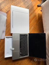 Mac book air 13" M2 da 256 GB -16 mesi schermo KO