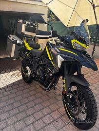 Benelli trk 702x