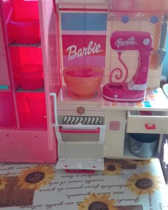 cucina di Barbie 