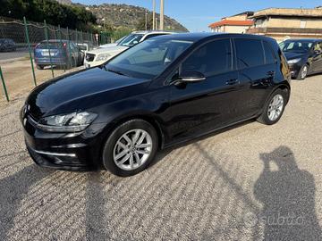 Volkswagen Golf 1.6 tdi DSG 5p. Business BlueMotio