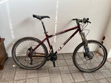 Mtb chromag aperture 26 fox race face