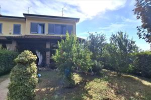 Rif.CB10-Casa Bi/Trifamiliare Piacenza