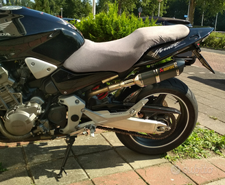 Honda Hornet 900