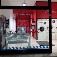 Attività di lavanderia self_ service a gettoni
