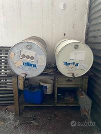 Mezzo fusto olio lubrificante mezzo emulsionante