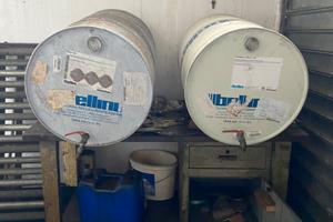 Mezzo fusto olio lubrificante mezzo emulsionante