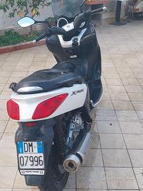 XMAX YAMAHA anno 2010 - targa DM07996