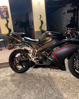 Yamaha r1 2009
