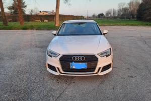 Audi A3 35tdi  sportback  2000 150 cv stronic slin