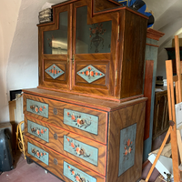 Credenza dipinta originale