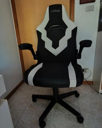 sedia da gaming o ufficio