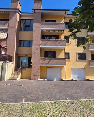 Appartamento di 60 m² con 2 locali e box auto a Ca