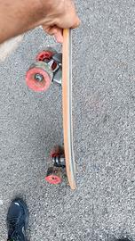 Skateboard cruiser in legno