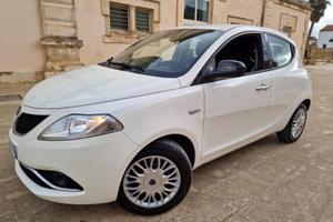 LANCIA YPSILON 1300MTJ 95CV PLATINUM 09/2016