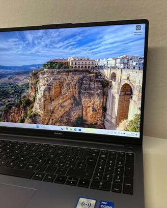 Pc Huawei MateBook D16 16” RAM 16gb SSD 512gb
