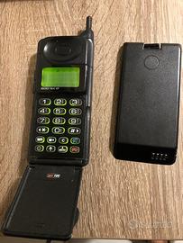 Cellulare 1989 motorola microtac star tac vip
